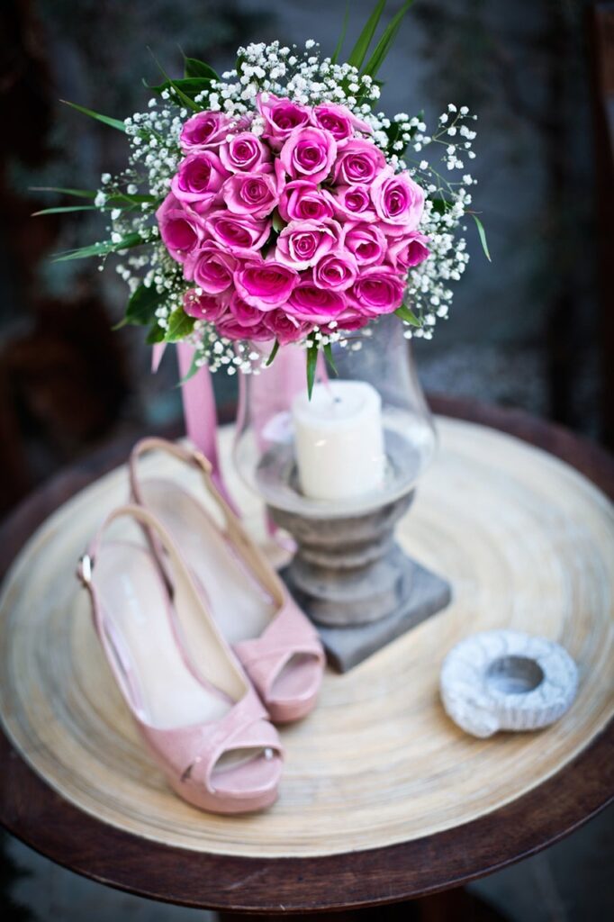 wedding, bouquet, bridal-634526.jpg